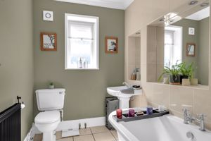 Photo 25- click for photo gallery